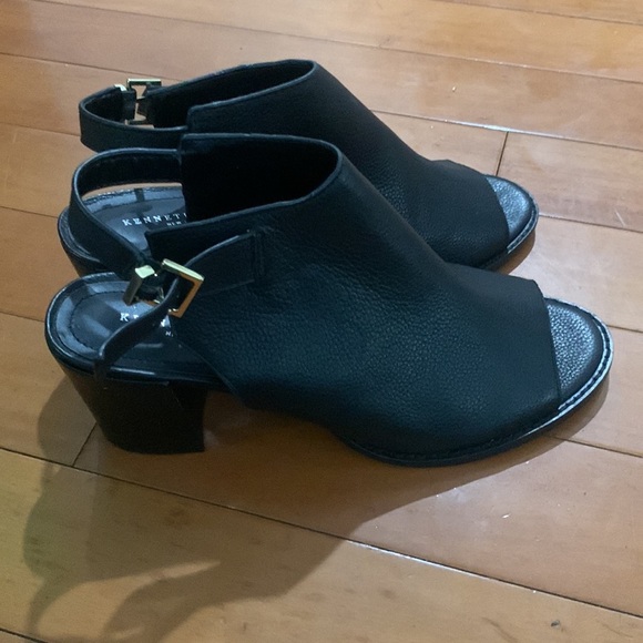 Kenneth Cole leather peep toe sandals size 9.5 - Picture 5 of 11